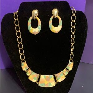 Vtg Necklace & Earring set